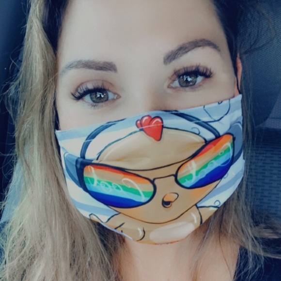 Take advantage of my of shopping addiction. - Picture 1 of 5